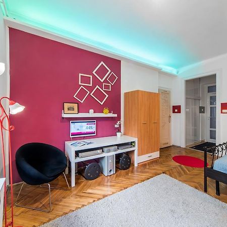 Perfect Holiday Apartment บูดาเปสต์ ภายนอก รูปภาพ